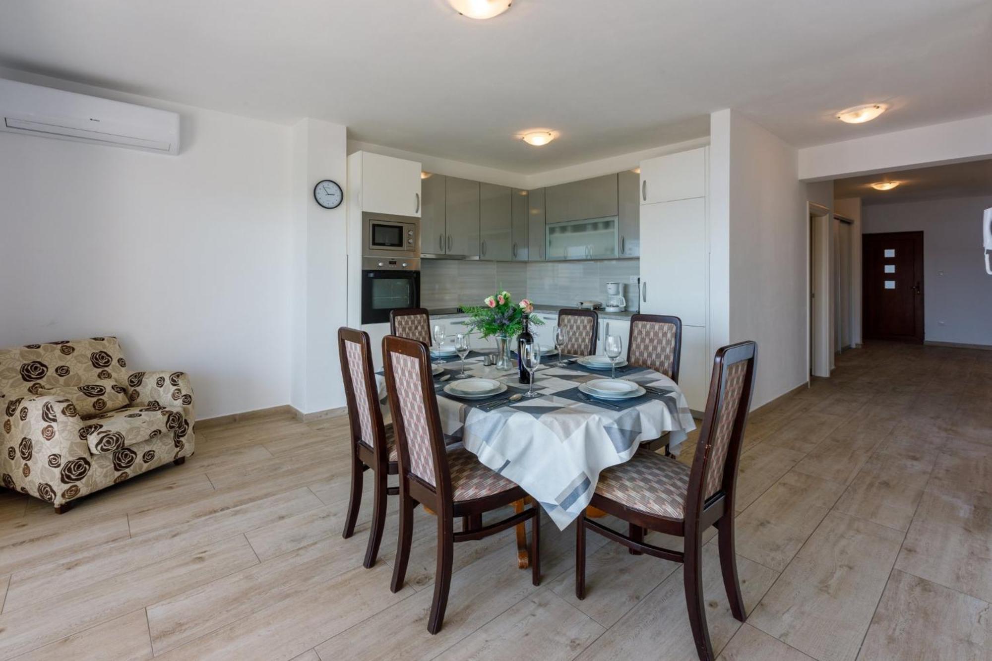Melanie Apartamento Crikvenica Exterior foto
