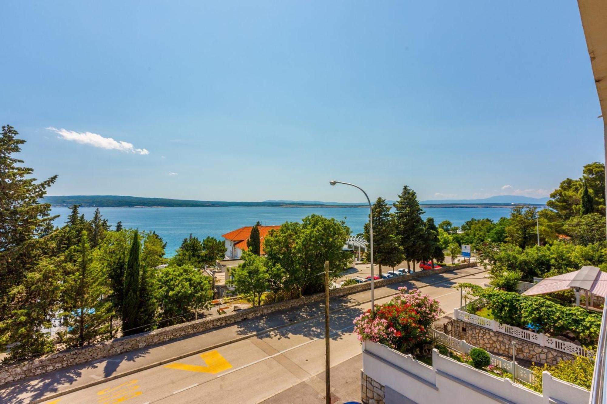 Melanie Apartamento Crikvenica Exterior foto