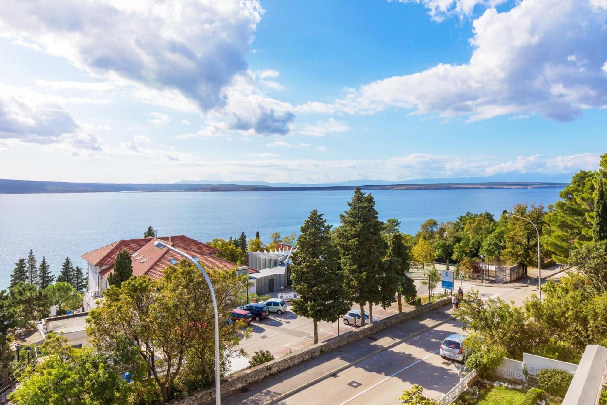 Melanie Apartamento Crikvenica Exterior foto